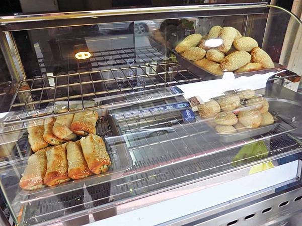 【蘆洲美食】兄弟燒餅-香噴噴炭火烤的美味燒餅