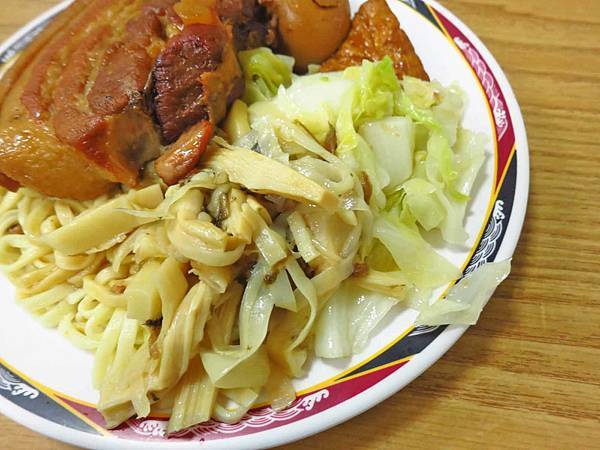 【台北美食】胖哥焢肉飯-巷弄裡的大份量美味小吃店