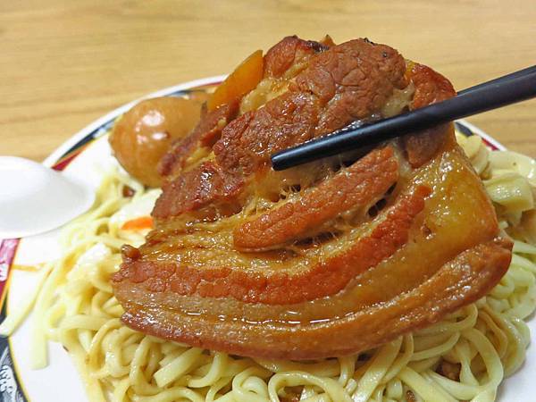 【台北美食】胖哥焢肉飯-巷弄裡的大份量美味小吃店