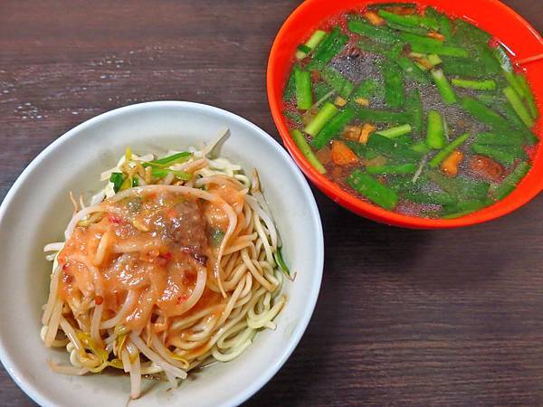 【蘆洲美食】鴨霸切仔麵-湯頭鮮甜的美味切仔麵