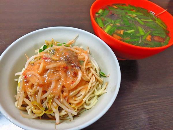 【蘆洲美食】鴨霸切仔麵-湯頭鮮甜的美味切仔麵 【蘆洲美食】鴨霸切仔麵-湯頭鮮甜的美味切仔麵