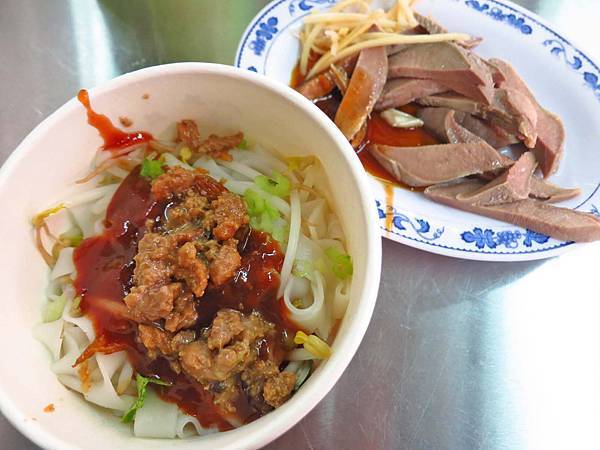 【新竹美食】三億小吃店-美味的客家板條小吃 【新竹美食】三億小吃店-美味的客家板條小吃