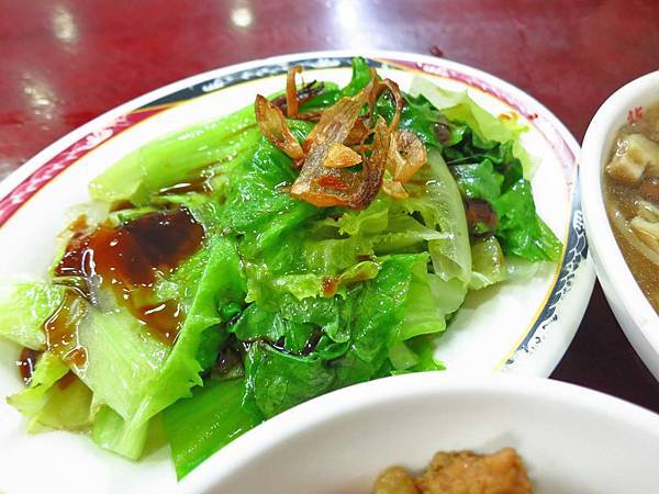 【蘆洲美食】圓環龍鳳號-美味又便宜的魯肉飯