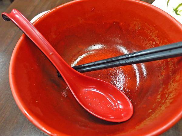 【台北美食】飄香牛肉麵-寧夏夜市裡的懷念牛肉麵