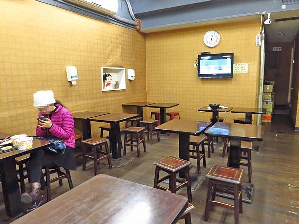 【台北美食】飄香牛肉麵-寧夏夜市裡的懷念牛肉麵