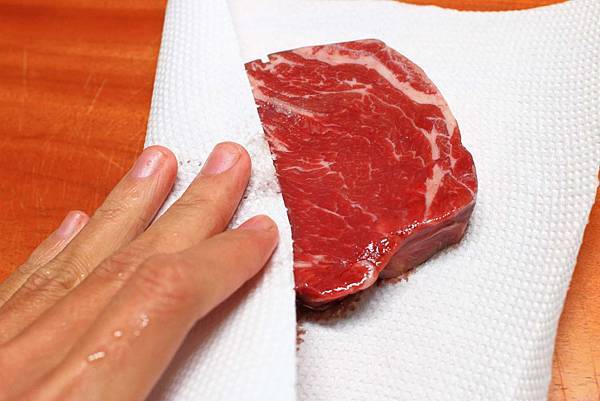 【鍋寶】IH智能定溫電子鍋-連新手也能做出美味的舒肥料理!