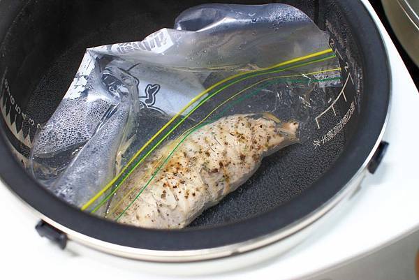 【鍋寶】IH智能定溫電子鍋-連新手也能做出美味的舒肥料理!