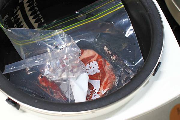 【鍋寶】IH智能定溫電子鍋-連新手也能做出美味的舒肥料理!