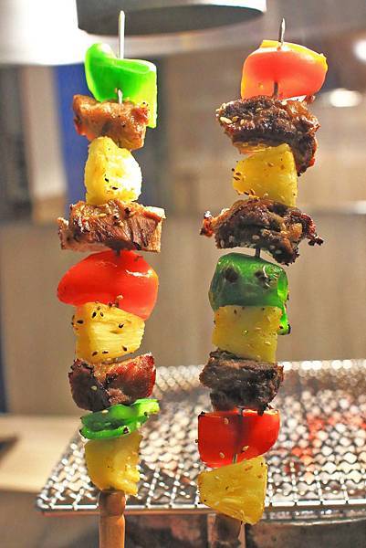 【板橋美食】愛烤愛對囉-全台北CP值最高的燒烤吃到飽