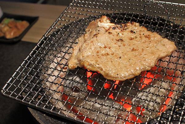 【板橋美食】愛烤愛對囉-全台北CP值最高的燒烤吃到飽