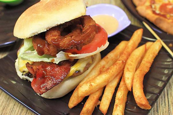 【高雄美食】El Patron 阿豆仔大ㄟ-20種不同辣度的墨西哥料理等你來挑戰 【高雄美食】El Patron 阿豆仔大ㄟ-20種不同辣度的墨西哥料理等你來挑戰