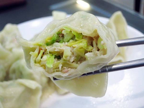 【桃園美食】桃園水餃-在地人極力推薦的美味迷人水餃 【桃園美食】桃園水餃-在地人極力推薦的美味迷人水餃