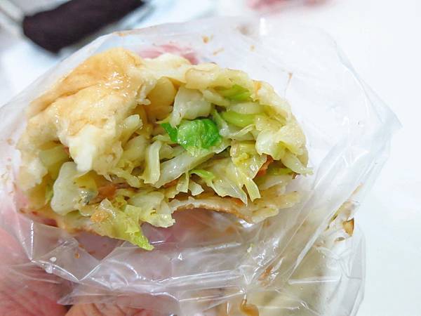 【蘆洲美食】湧蓮寺旁素食水煎包-美味又鮮甜的水煎包