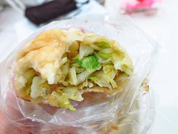 【蘆洲美食】湧蓮寺旁素食水煎包-美味又鮮甜的水煎包 【蘆洲美食】湧蓮寺旁素食水煎包-美味又鮮甜的水煎包