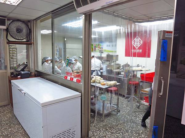 【新莊美食】雙喜饅頭-在地人極力推薦的巷弄饅頭店