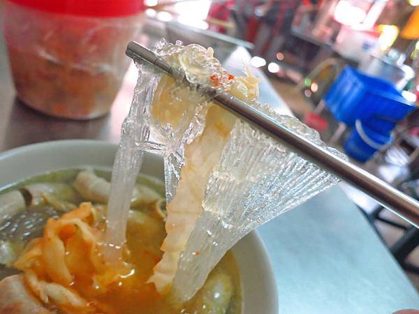 【三重美食】大頭豬腸冬粉-低調不顯眼的豬腸冬粉店