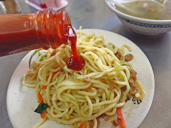 【台中美食】你好炒麵-市場裡便宜又美味的炒麵