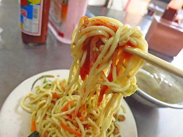 【台中美食】你好炒麵-市場裡便宜又美味的炒麵