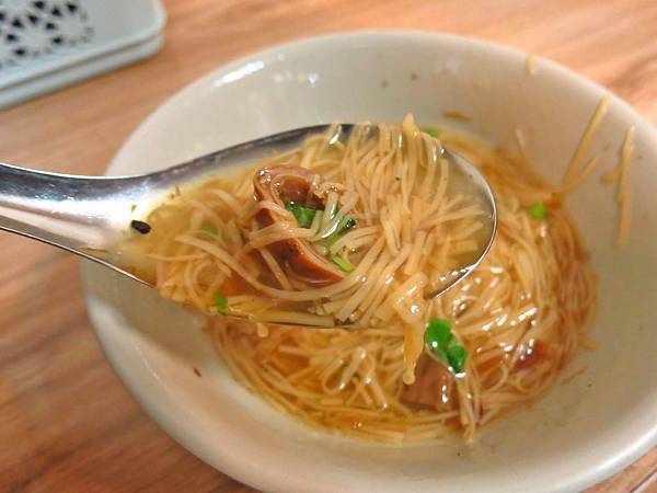 【新莊美食】鼎昱蚵仔麵線-隱身在巷弄裡的30年老店