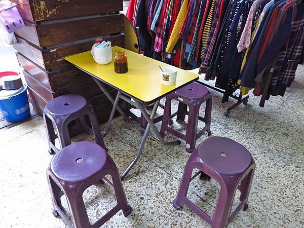 【台北美食】後車站六洲麵線-台北後火車站30年老店