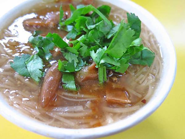 【台北美食】後車站六洲麵線-台北後火車站30年老店