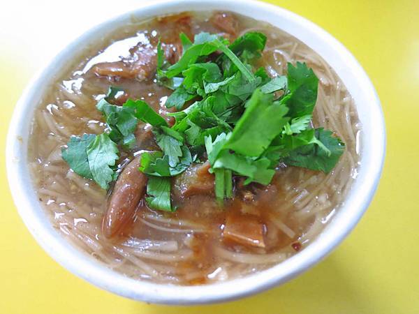 【台北美食】後車站六洲麵線-台北後火車站30年老店