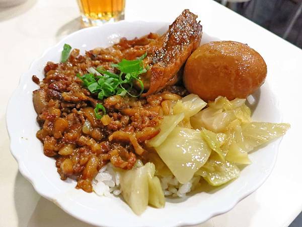 【桃園美食】飛米子滷肉飯-在地人推薦的美味滷肉飯