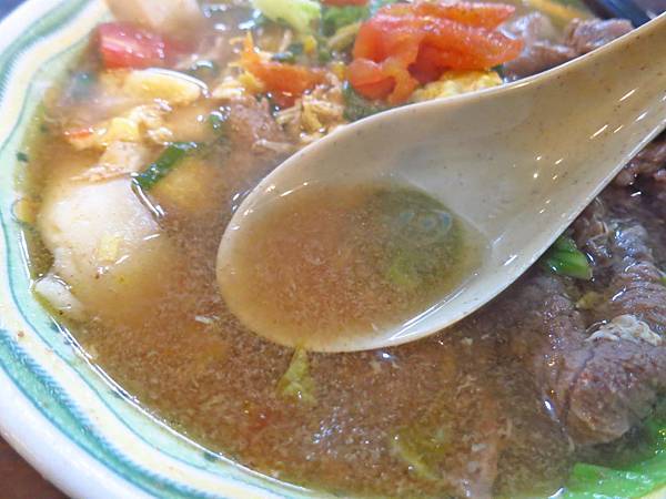 【台北美食】合歡刀削麵-南門市場必吃牛肉麵店