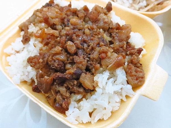 【三重美食】古早味北港小吃-從路邊攤做到開店的小吃店