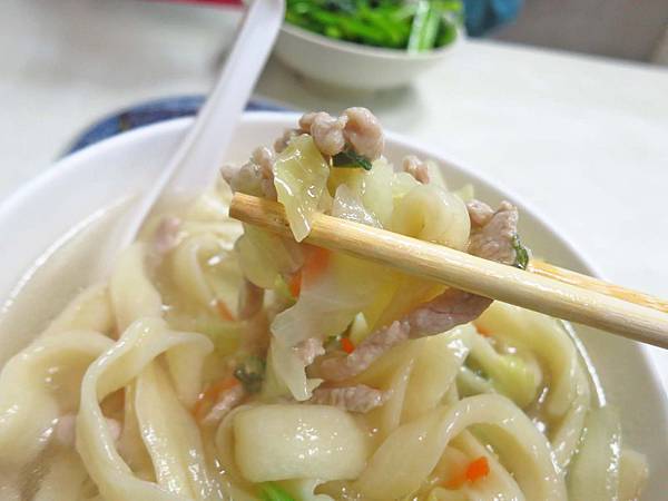 【台北美食】周記手工家常麵-隱身在城中市場裡的美味麵店