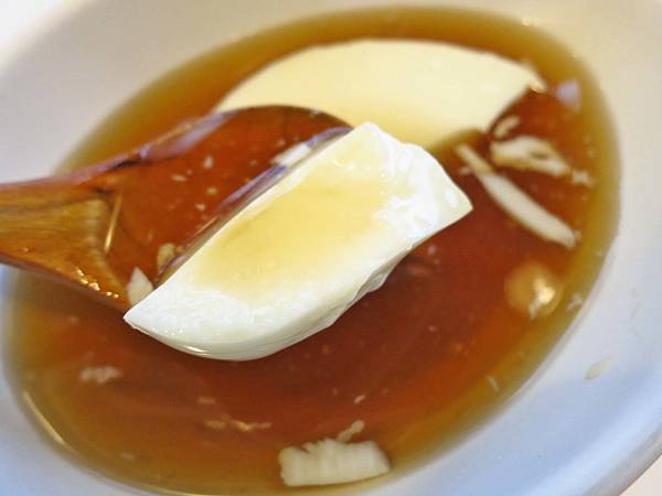 【新竹美食】She's豆腐花-吃一口就會愛上的杏仁豆腐