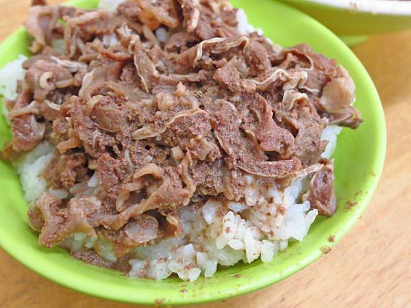 【台中美食】阿仁羊肉焿-40年老店的羊肉羹