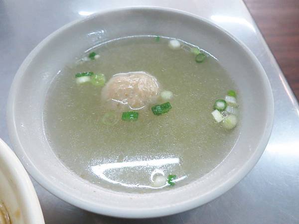 【台北美食】阿喜蛋包麵-會爆漿的乾麵