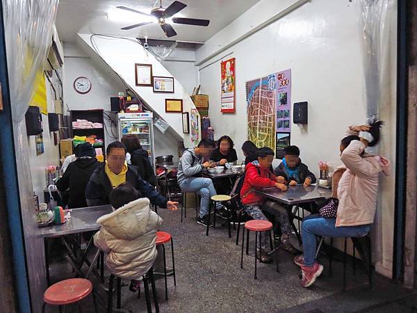 【宜蘭美食】一香飲食店-隱藏在熱鬧市場裡的美食