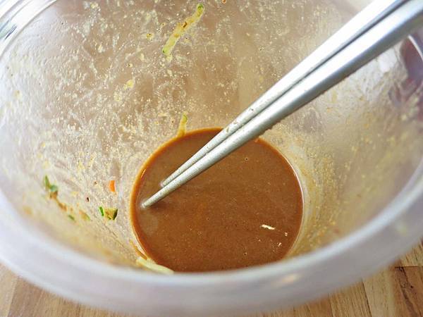 【桃園美食】貓八涼麵專賣店-舒適的文青涼麵店