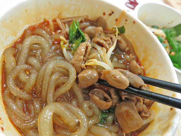 【台北美食】蜀留香重慶酸辣粉-吃過都讚不絕口的酸辣滋味 【台北美食】蜀留香重慶酸辣粉-吃過都讚不絕口的酸辣滋味