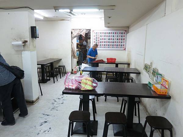 【台北美食】九隆港式燒臘-便宜又美味的燒臘店 【台北美食】九隆港式燒臘-便宜又美味的燒臘店