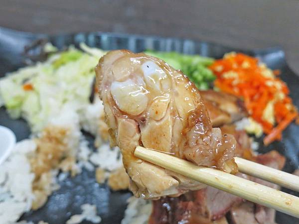 【台北美食】九隆港式燒臘-便宜又美味的燒臘店 【台北美食】九隆港式燒臘-便宜又美味的燒臘店