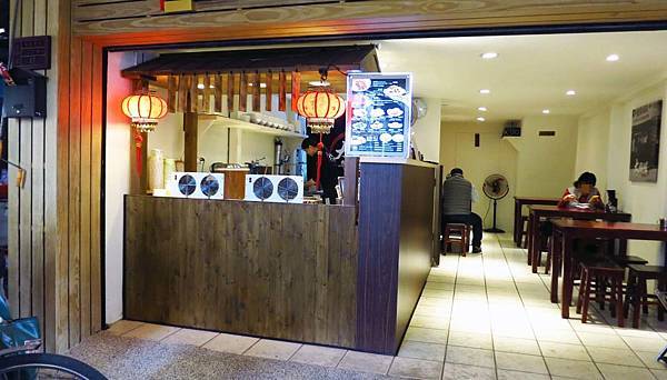 【台北美食】大稻埕魯肉飯-傳承60年的小吃店 【台北美食】大稻埕魯肉飯-傳承60年的小吃店