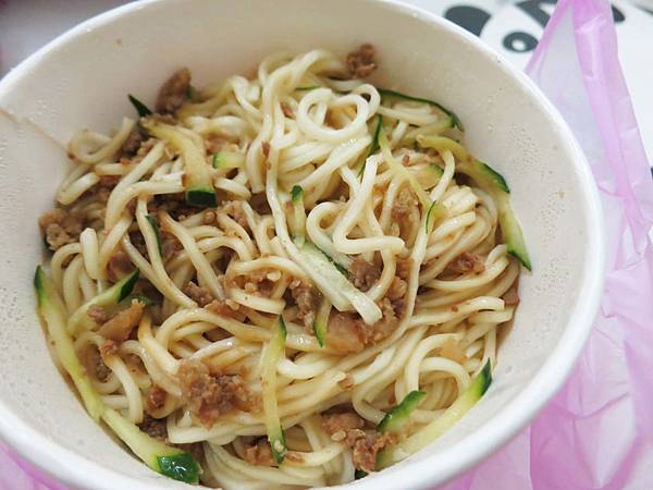 【台北美食】根久川味麵點-美味好吃的炸醬麵 【台北美食】根久川味麵點-美味好吃的炸醬麵