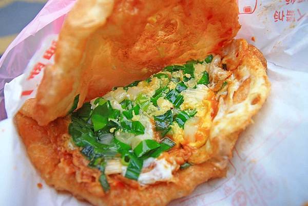 【宜蘭美食】冬山金珠蔥油餅-不輸給名店的超美味蔥油餅