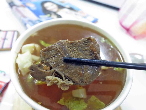 【台北美食】四平街蕃茄牛肉麵-美味的蕃茄牛肉麵 【台北美食】四平街蕃茄牛肉麵-美味的蕃茄牛肉麵