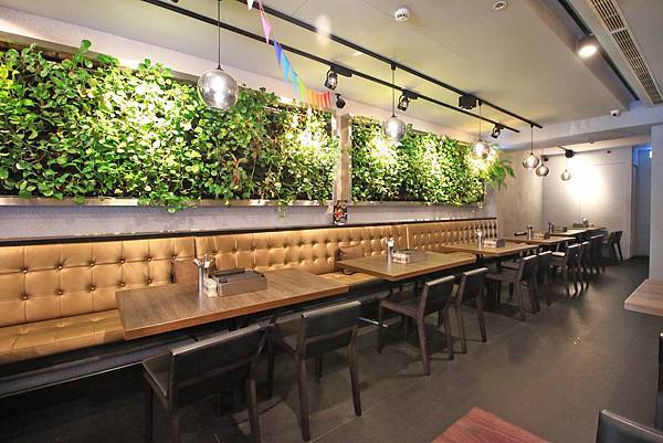 【台北美食】瓦法奇朵-老闆瘋了!多樣餐點買一送一