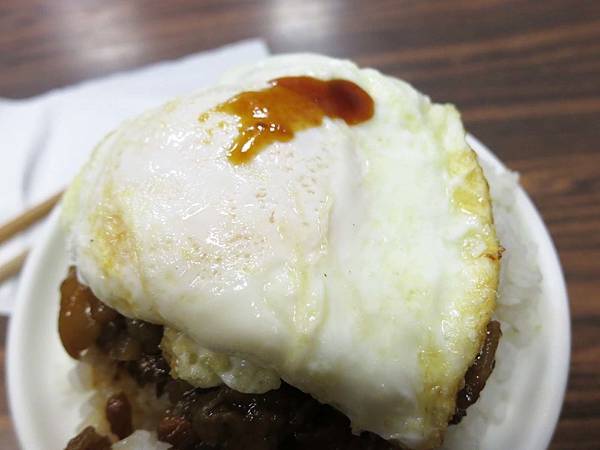 【新竹美食】禾日香古早味魯肉飯-會爆漿的日月魯肉飯