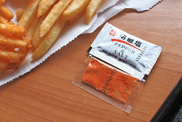 【三重美食】山姆大叔美式炸雞專賣店-不輸給連鎖店的特殊風味炸雞