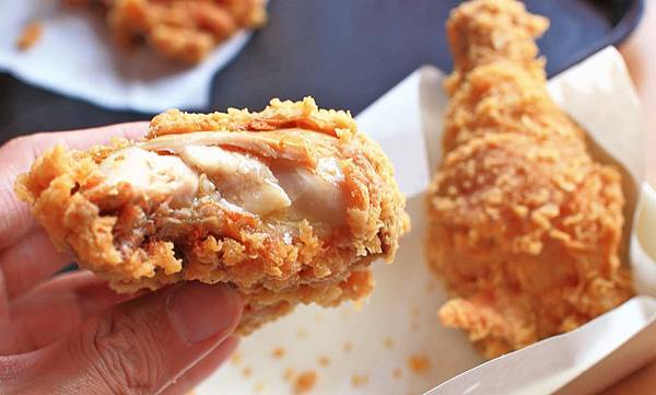 【三重美食】山姆大叔美式炸雞專賣店-不輸給連鎖店的特殊風味炸雞