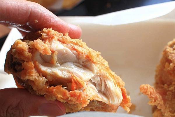 【三重美食】山姆大叔美式炸雞專賣店-不輸給連鎖店的特殊風味炸雞