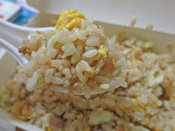 【蘆洲美食】信義路無名炒飯店-60元也能吃到美味的炒飯