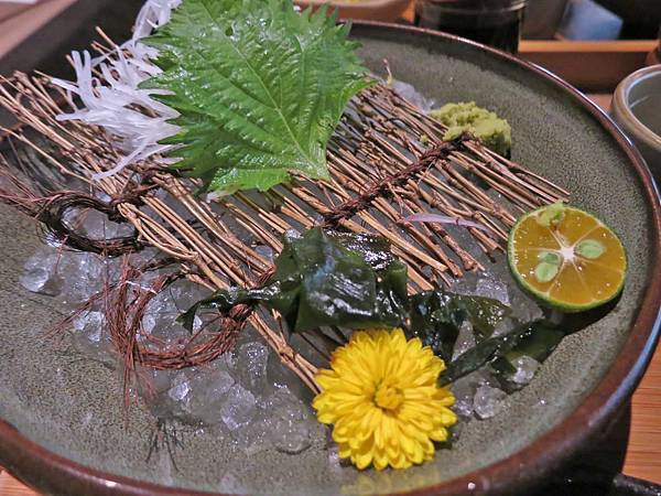 【台北美食】魚本味-美味又新鮮的生魚片