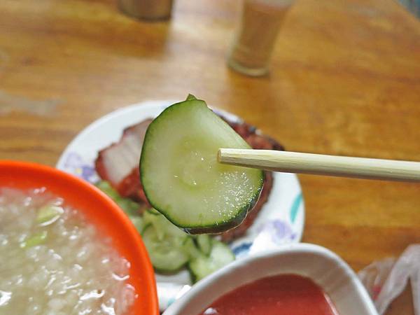 【台北美食】五十年香菇肉粥-便宜又美味的肉粥店